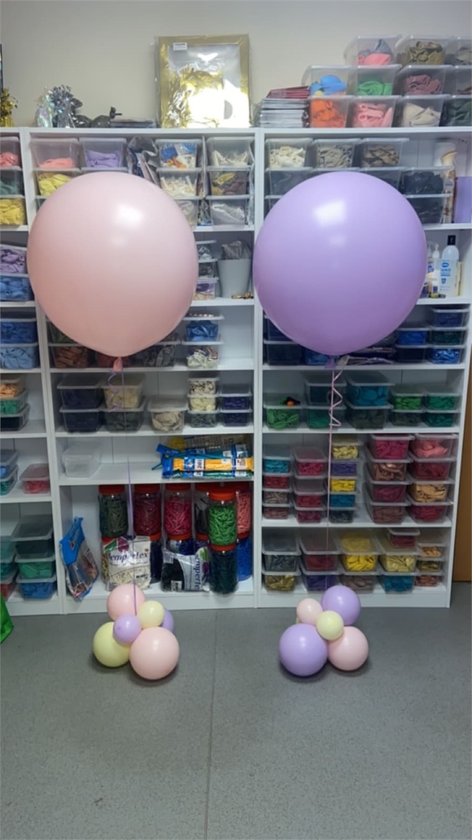 Balloons Hire, Balloon Displays, Bouncy Castle, Soft Play in Poole, Bournemouth, Wareham